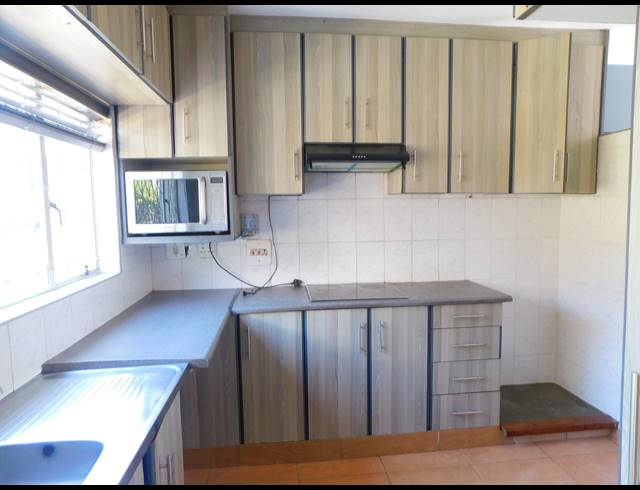 3 BEDROOM DUPLEX RENTED IN MALVERN